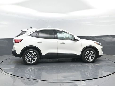 Used 2022 Ford Escape SEL image 3