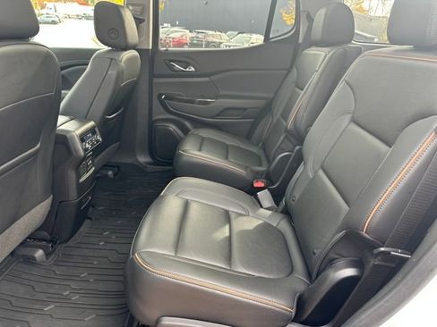 Used 2023 GMC Acadia AT4 w/ Preferred Package image 24