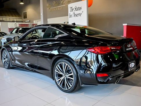 Used 2022 INFINITI Q60 3.0t Luxe w/ Essential Package image 7