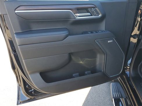 Used 2022 GMC Sierra 1500 SLT w/ SLT Premium Plus Package image 8
