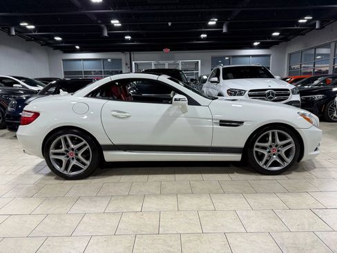 Used 2013 Mercedes-Benz SLK 250 image 23