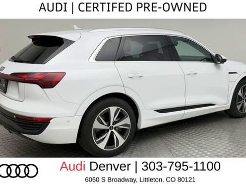 Used 2024 Audi Q8 e-tron Premium Plus w/ Premium Plus Package AWD/4WD image 2