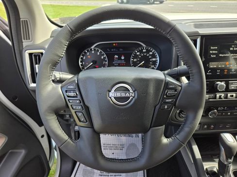 New 2026 Nissan Frontier SV w/ SV Convenience Package image 9