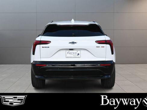 Used 2024 Chevrolet Blazer EV RS image 6