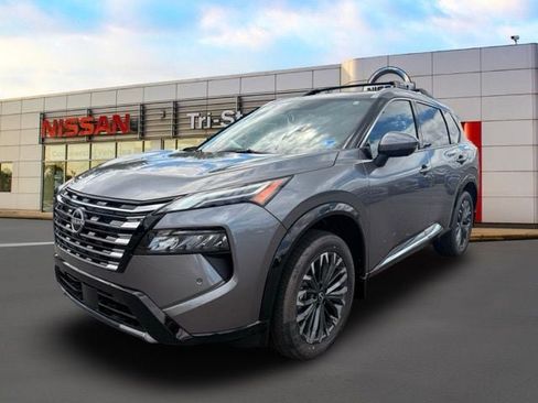 New 2026 Nissan Rogue Platinum w/ Platinum Premium Package AWD/4WD image 2