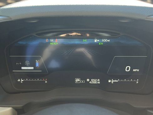 Certified 2025 Subaru Forester Limited image 23