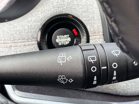 Used 2022 Jeep Compass Latitude image 17