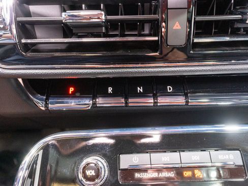 Used 2024 Lincoln Navigator Reserve AWD/4WD image 24