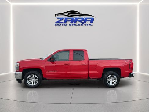 Used 2018 Chevrolet Silverado 1500 LT w/ Max Trailering Package AWD/4WD image 4