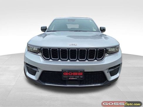 New 2026 Jeep Grand Cherokee Laredo X AWD/4WD image 2