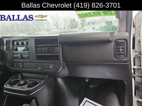 Certified 2016 Chevrolet Express 2500 image 23