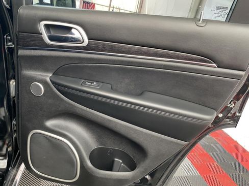 Used 2021 Jeep Grand Cherokee Summit AWD/4WD image 11
