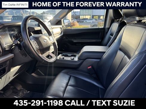 Used 2024 Ford Expedition XLT image 12