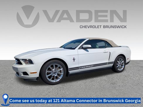 Used 2011 Ford Mustang Premium w/ 202A Rapid Spec Order Code image 1
