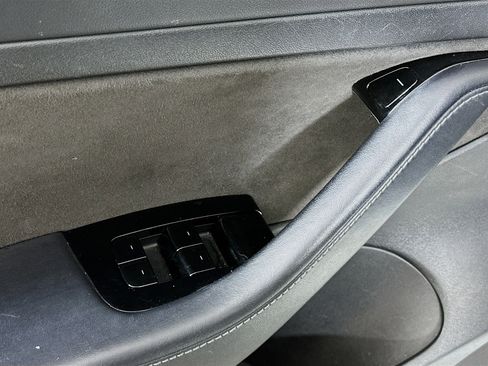 Used 2020 Tesla Model 3 Standard Range Plus image 15
