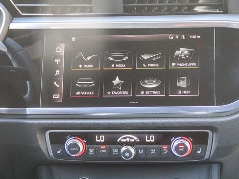 Certified 2024 Audi Q3 2.0T Premium w/ Convenience Package image 15