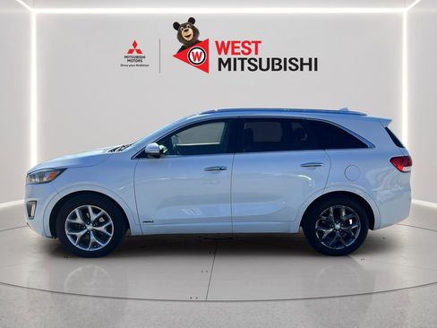 Used 2017 Kia Sorento SX AWD/4WD image 2