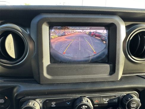 New 2023 Jeep Wrangler Sport S image 19