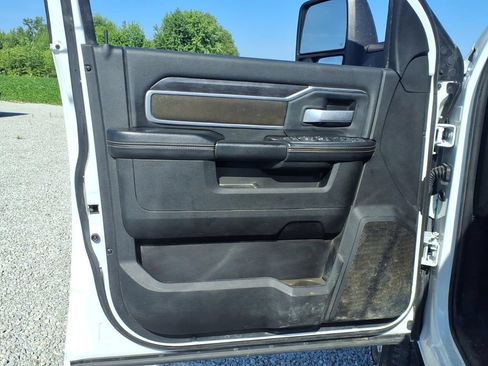 Used 2024 RAM 2500 Big Horn w/ Off Road Package AWD/4WD image 21