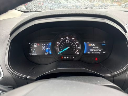 Used 2024 Ford Edge Titanium w/ Equipment Group 301A AWD/4WD image 34