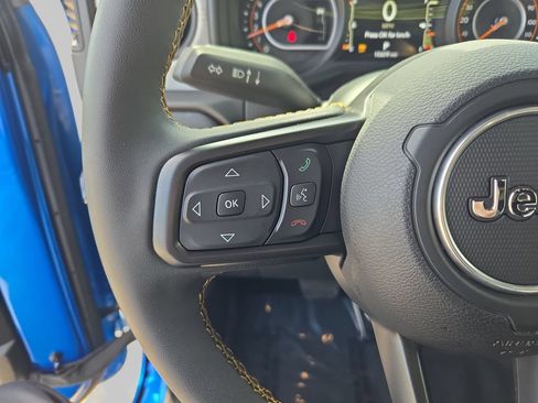 Used 2024 Jeep Wrangler Unlimited Sport AWD/4WD image 19