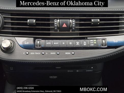Used 2019 Lexus LS 500 w/ Interior Upgrade Package RWD image 16