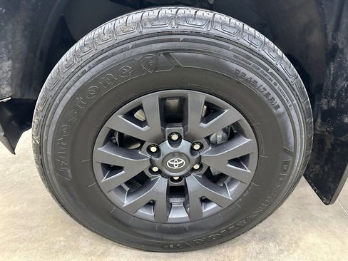 Used 2023 Toyota Tacoma SR5 image 34