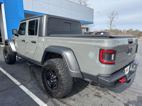 Used 2020 Jeep Gladiator Sport w/ Quick Order Package 24S image 5