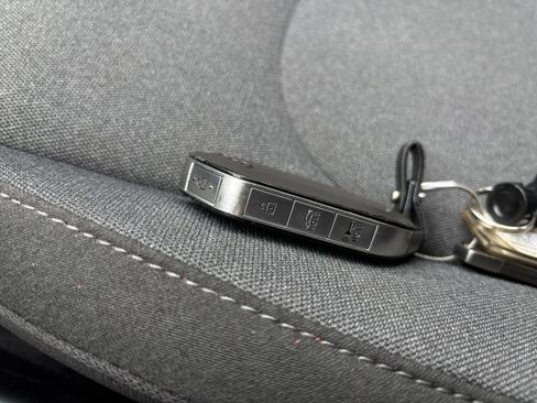 Used 2025 Kia K4 FWD image 22