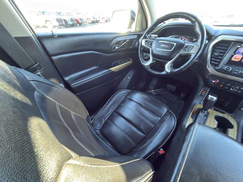 Used 2017 GMC Acadia Denali image 30