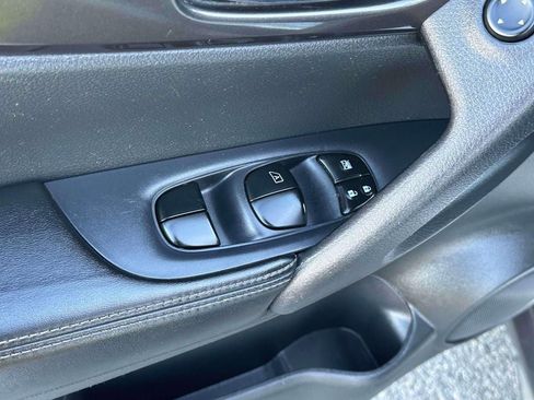 Used 2019 Nissan Rogue S w/ Special Edition Package image 16