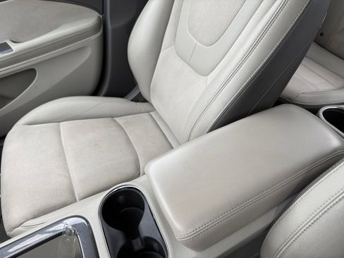 Used 2013 Chevrolet Volt Premium w/ Premium Trim Package image 14