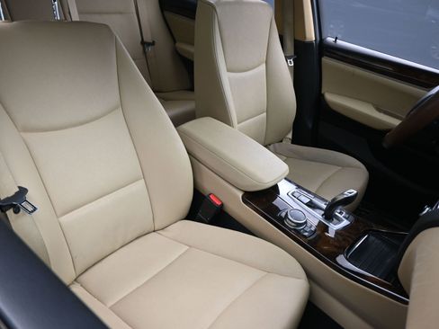 Used 2016 BMW X3 xDrive28d image 30