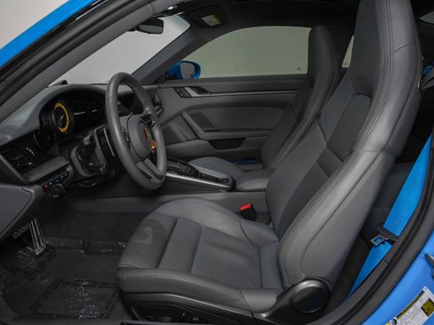 Used 2023 Porsche 911 Carrera w/ Sport Chrono Package image 35