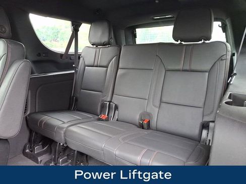 Used 2024 Chevrolet Suburban RST w/ Luxury Package AWD/4WD image 21