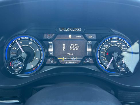 Used 2022 RAM 1500 Limited AWD/4WD image 25