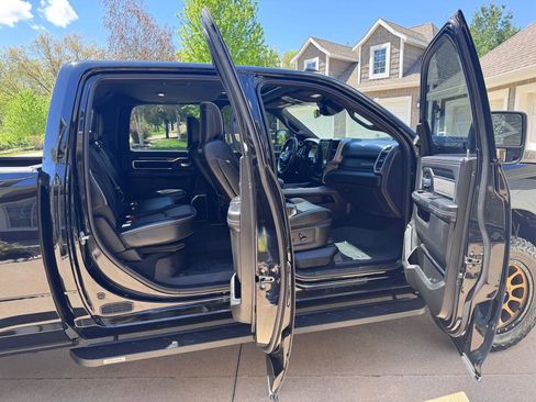 Used 2023 RAM 2500 Laramie AWD/4WD image 19