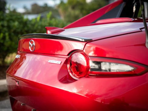 Used 2022 MAZDA MX-5 Miata Club image 46