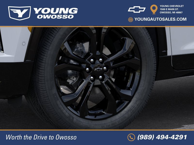 New 2027 Chevrolet Traverse RS w/ LPO, Floor Liner Package AWD/4WD image 10