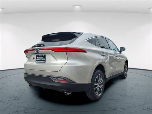 Used 2023 Toyota Venza LE image 23