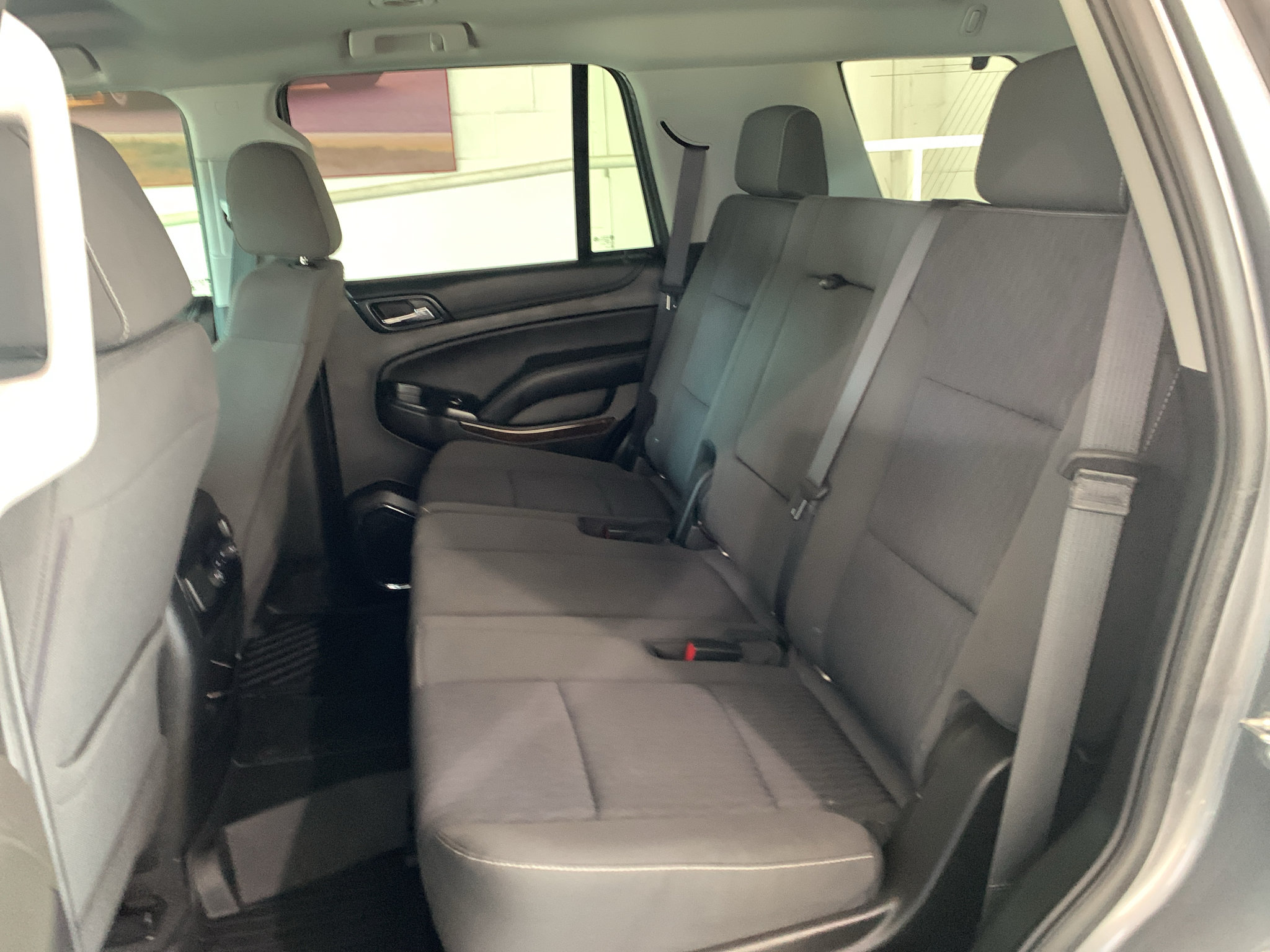 Used 2020 Chevrolet Tahoe LS AWD/4WD image 16