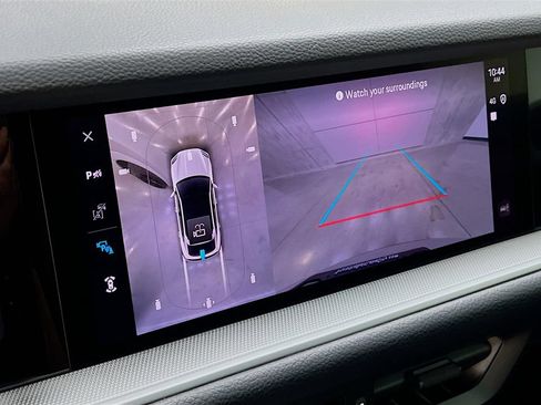 Certified 2025 Porsche Cayenne E-Hybrid Coupe AWD/4WD image 17