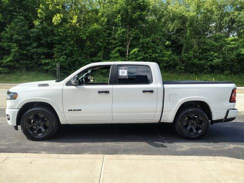 Certified 2025 RAM 1500 Big Horn AWD/4WD image 6