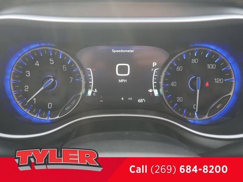 New 2027 Chrysler Pacifica Select FWD image 46