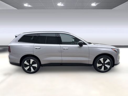 New 2026 Volvo EX90 Plus RWD image 8