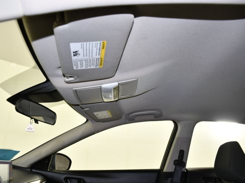 Used 2024 Nissan Altima 2.5 SV FWD image 38