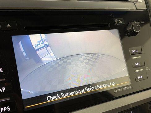 Used 2015 Subaru Outback 3.6R Limited w/ Popular Package #4 image 20