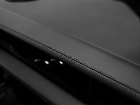 New 2026 Porsche Taycan 4 BLACK EDITION image 31