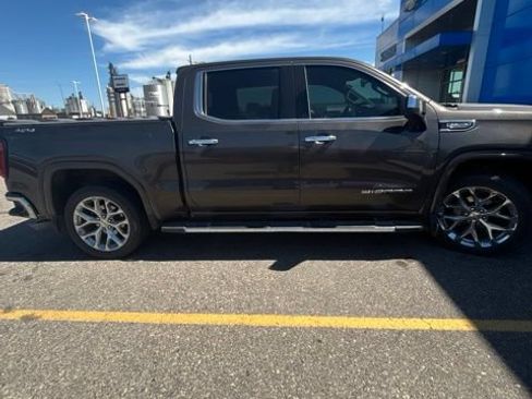 Used 2020 GMC Sierra 1500 SLT w/ SLT Premium Package AWD/4WD image 7