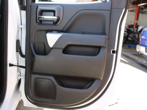 Used 2018 Chevrolet Silverado 1500 LT w/ All Star Edition AWD/4WD image 43